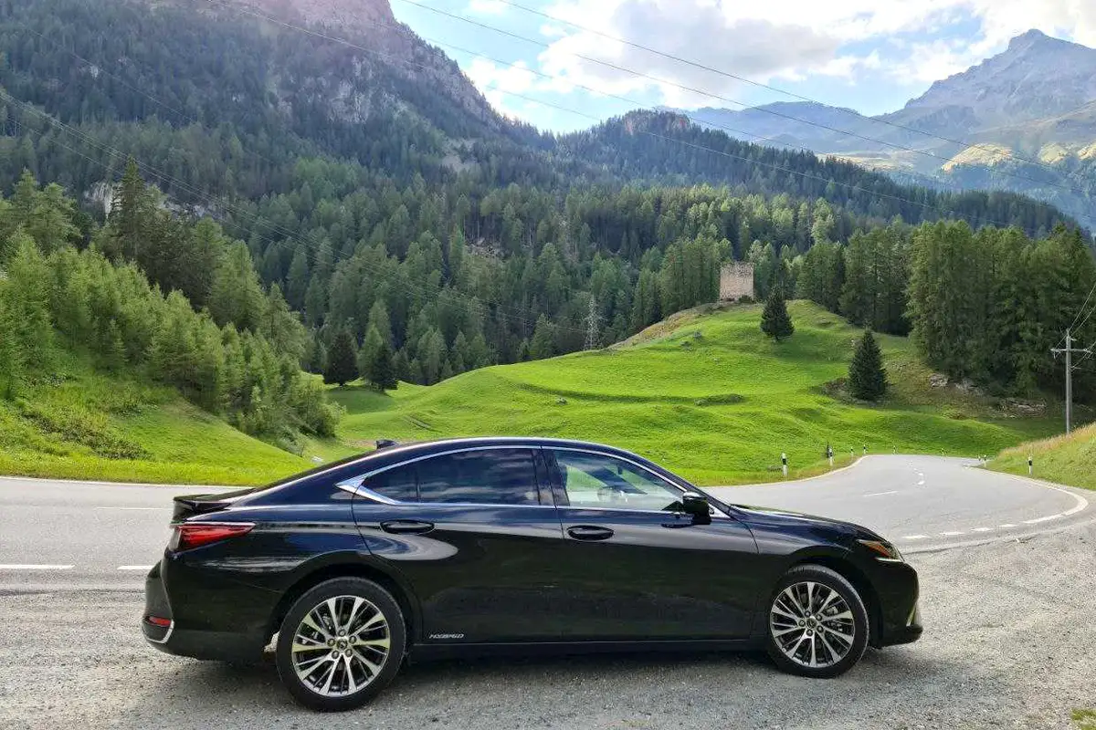 Lexus-2.webp